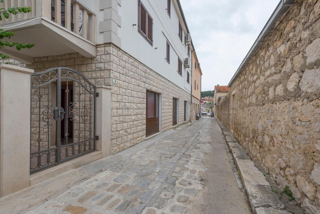 Historic Center Hvar Town- A Few Steps From The Main Square Exterior foto